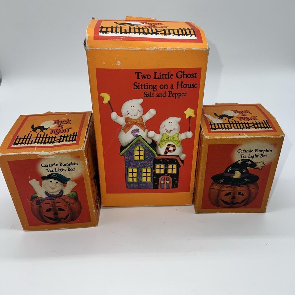 Halloween SALT & PEPPER SHAKER SET Two Little Ghosts & 2 Tea Lights